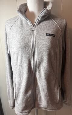 Columbia Women’s Light Gray Fleece Jacket Size Large CC